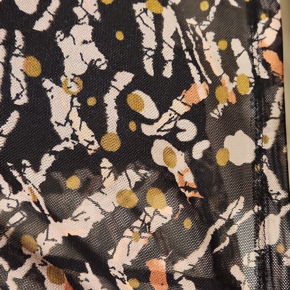 ❤️ NWT! EVEREVE OAKLEY MESH TOP, NEUTRAL ABSTRACT PRINT, LARGE - Picture 9 of 13